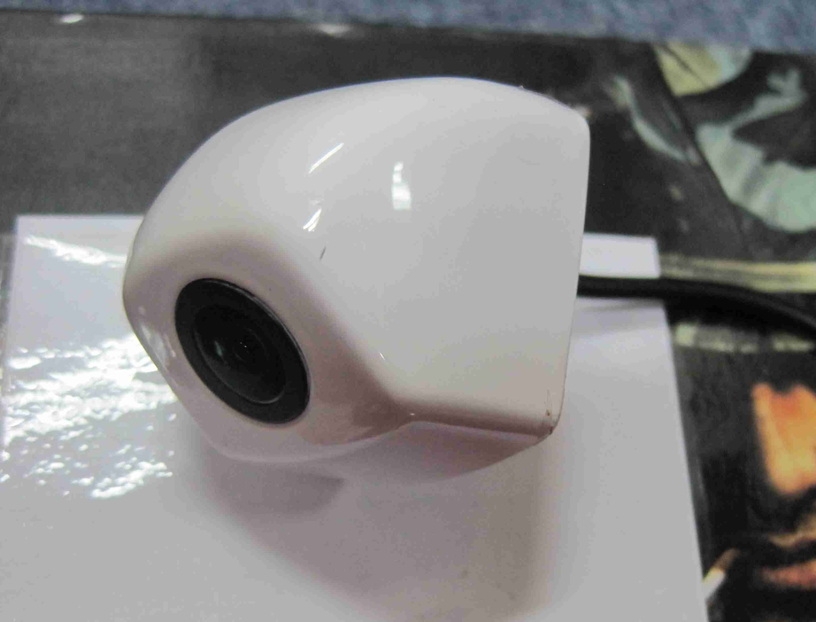 camera lùi cảm biến 4 mắt cho xe ô tô