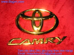 Logo, gương chiếu hậu, gạt mưa.....