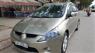 Mitsubishi Grandis